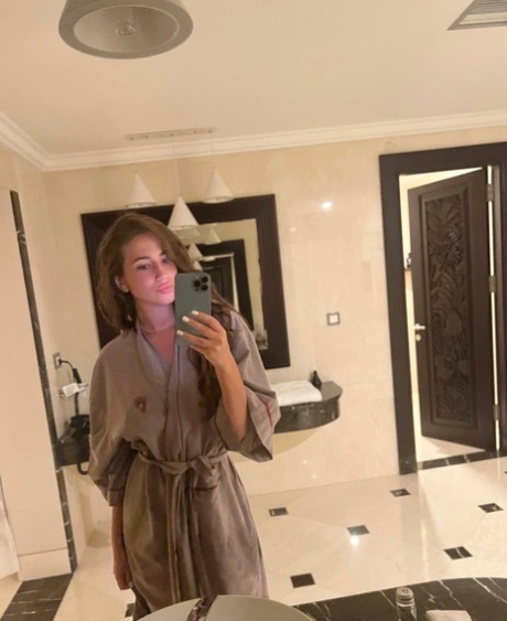 Darüşşafaka Bölgesinde Acentasız Bağımsız Model Sofia