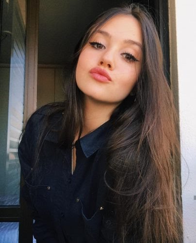 Asuman Başak Escort Profil Resmi Asuman - Başak VIP Escort Bayan Modeli - Gerçek Fotoğraflı İlan